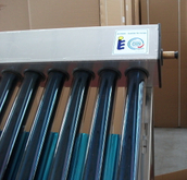 Hot water Pressurized Heat Pipe Solar Water Heater